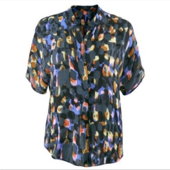 CAbi Sabine Watercolor Printed Short Sleeve Blouse Size Medium - Picture 1 of 12